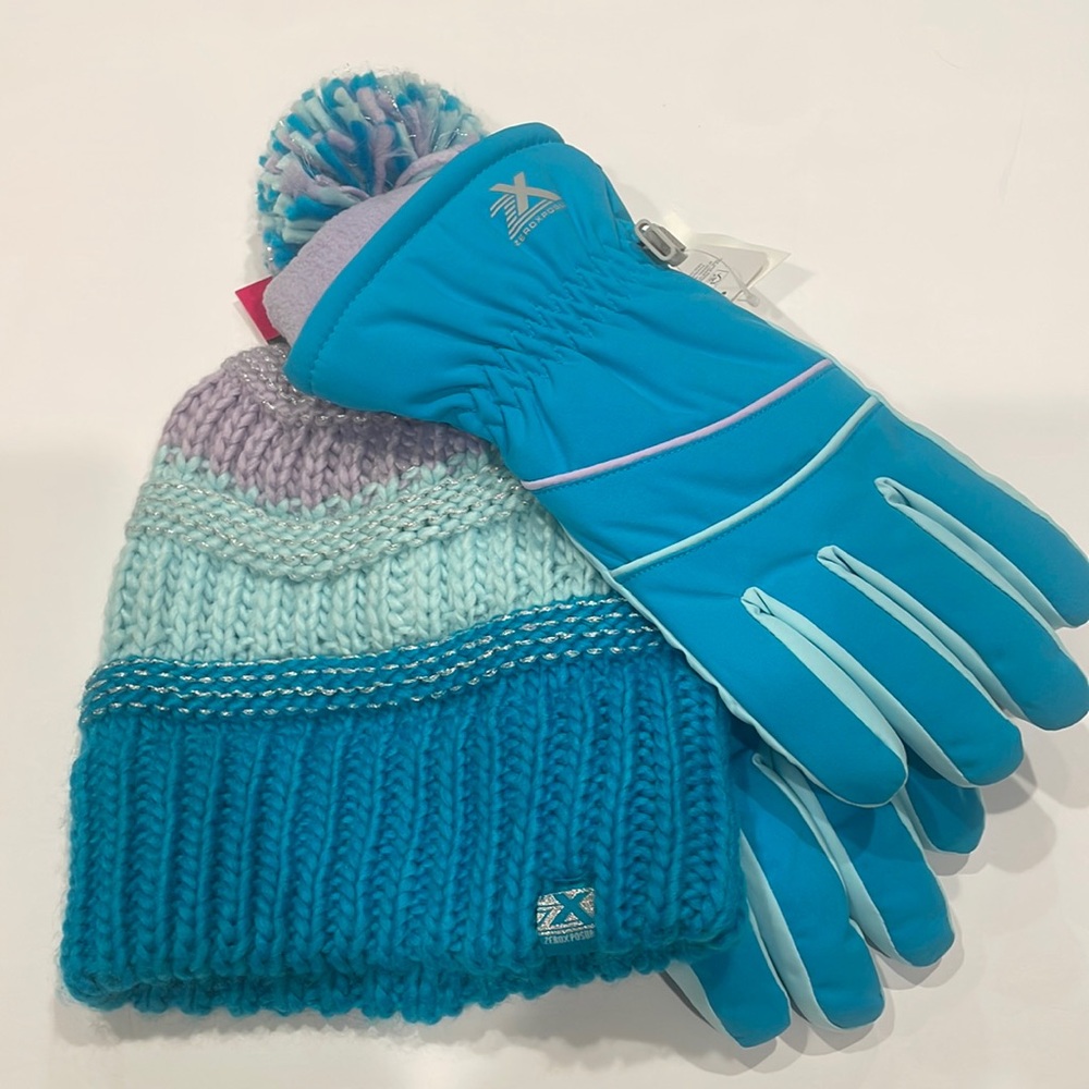 Girls, winter beanie, and mittens